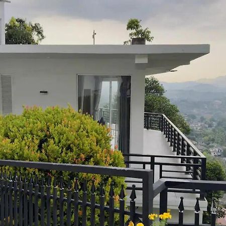 Dream House Residence Канди Экстерьер фото