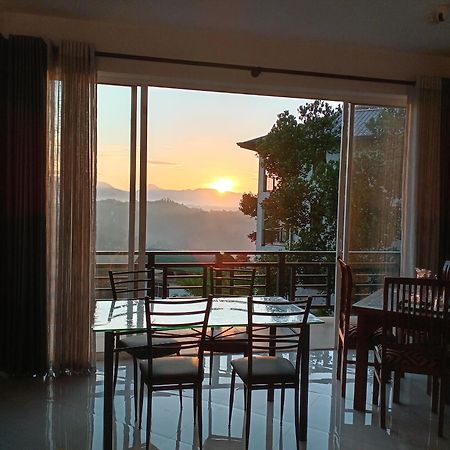 Dream House Residence Канди Экстерьер фото